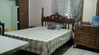 Lion'S Pride Apartment Kingston Bagian luar foto